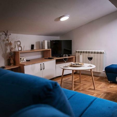 Piccolo Studio Belgrade,Crveni Krst Экстерьер фото