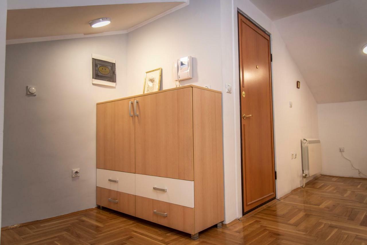 Piccolo Studio Belgrade,Crveni Krst Экстерьер фото