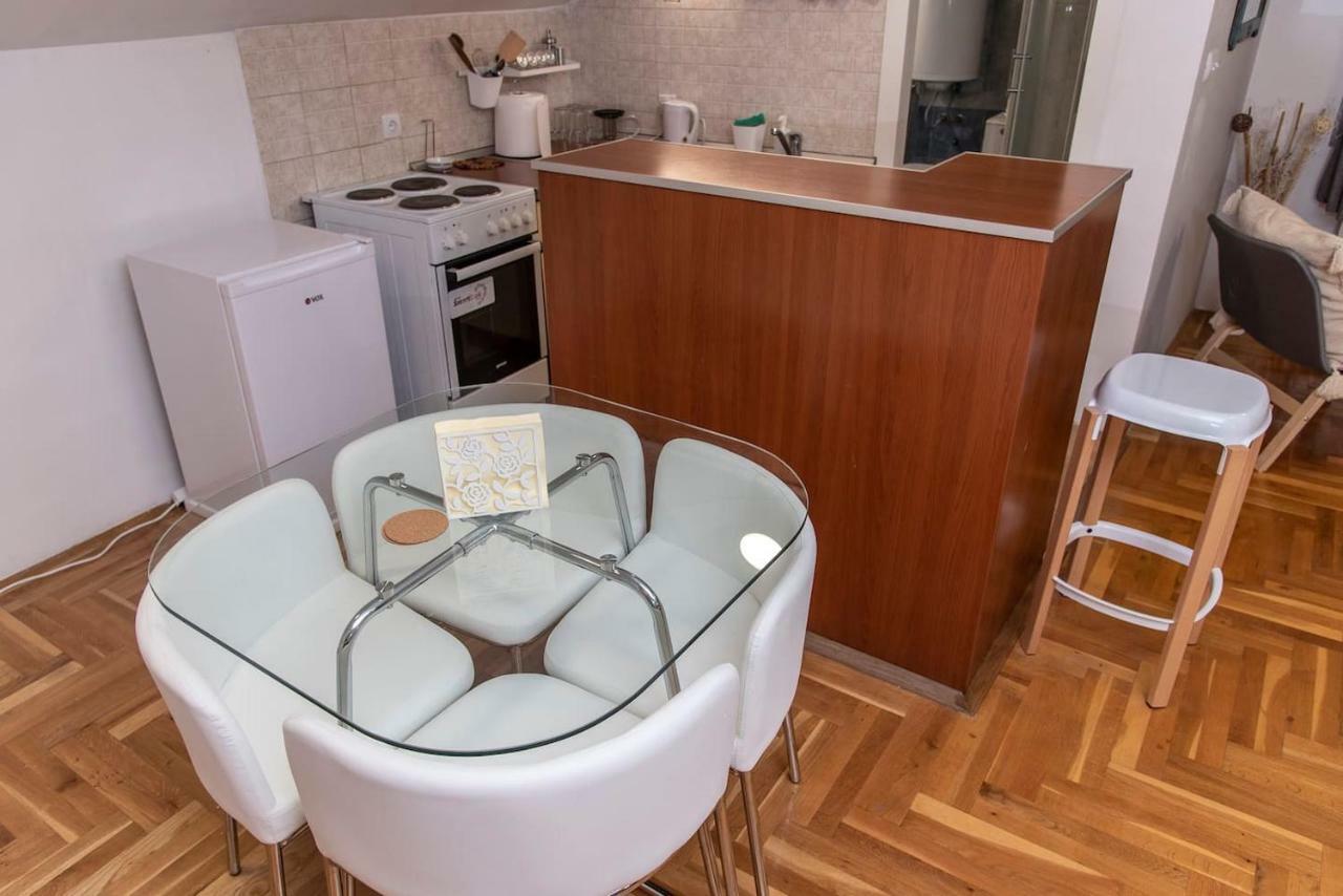 Piccolo Studio Belgrade,Crveni Krst Экстерьер фото