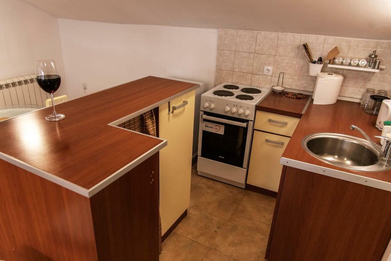 Piccolo Studio Belgrade,Crveni Krst Экстерьер фото